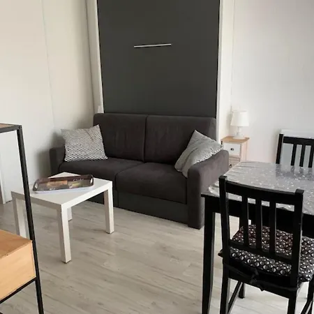 A Balaruc-les-bains, Proche Thermes, Avec Clim Et Wifi - Fr-1-503-145 * بالاروك ليه بان