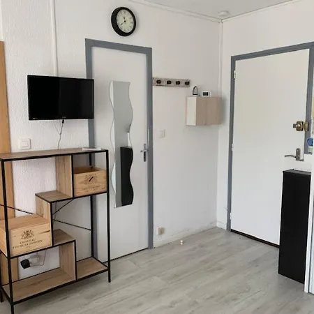 A Balaruc-les-bains, Proche Thermes, Avec Clim Et Wifi - Fr-1-503-145 شقة بالاروك ليه بان