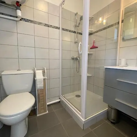 A Balaruc-les-bains, Proche Thermes, Avec Clim Et Wifi - Fr-1-503-145 شقة *