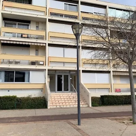 A Balaruc-les-bains, Proche Thermes, Avec Clim Et Wifi - Fr-1-503-145 * بالاروك ليه بان